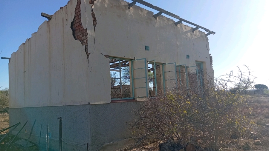 2 Bedroom Property for Sale in Aberdeen Eastern Cape